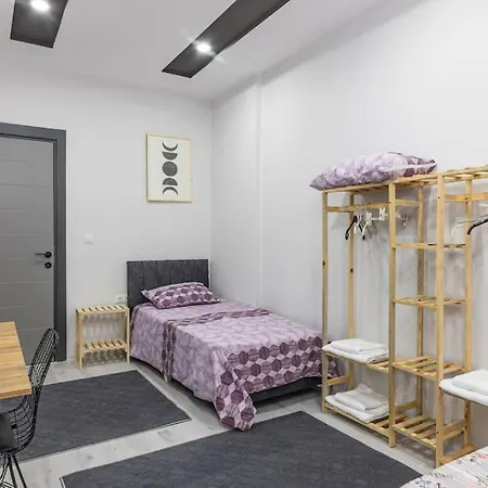4-3 Yatak Odali Bueyuek Kaleici Yakini Apartment