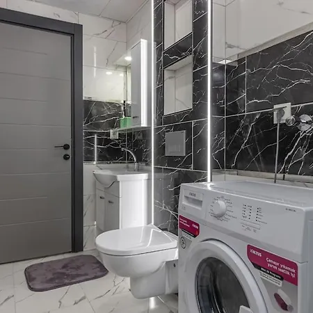 4-3 Yatak Odali Bueyuek Kaleici Yakini Apartment *