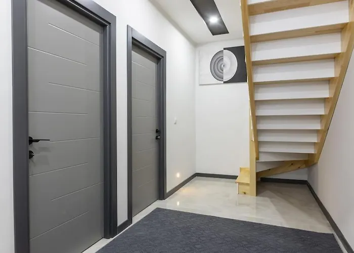 4-3 Yatak Odali Bueyuek Kaleici Yakini *