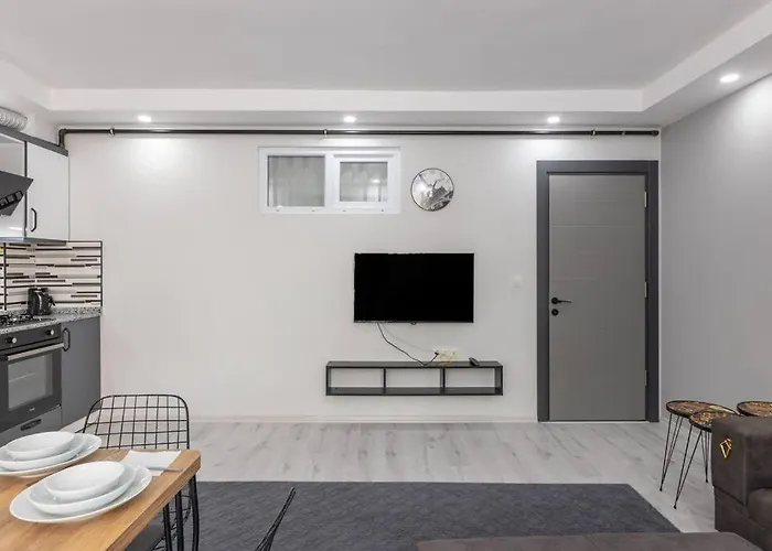 Apartmán 4-3 Yatak Odali Bueyuek Kaleici Yakini