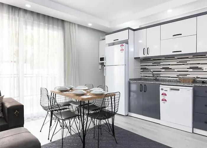 4-3 Yatak Odali Bueyuek Kaleici Yakini *