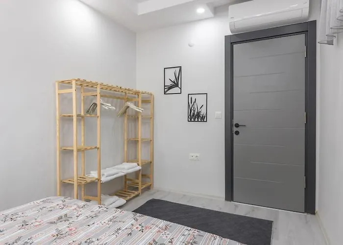 Apartmán 4-3 Yatak Odali Bueyuek Kaleici Yakini