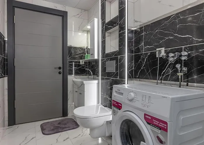 4-3 Yatak Odali Bueyuek Kaleici Yakini Appartamento *